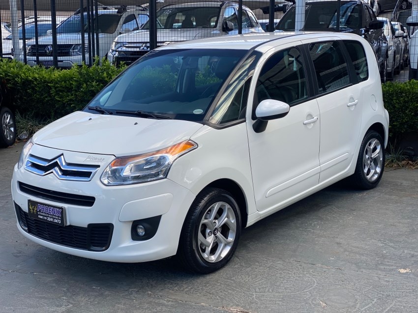 //www.autoline.com.br/carro/citroen/c3-picasso-16-tendance-16v-flex-4p-automatico/2015/campinas-sp/24491785