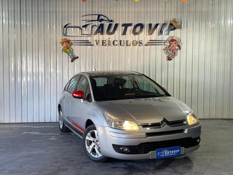 //www.autoline.com.br/carro/citroen/c4-16-glx-16v-110cv-4p-flex-manual/2014/brasilia-df/24867366