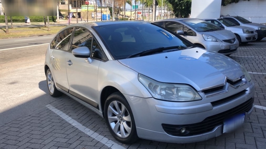 //www.autoline.com.br/carro/citroen/c4-20-hatch-exclusive-sport-16v-flex-4p-manual/2012/campinas-sp/24920782