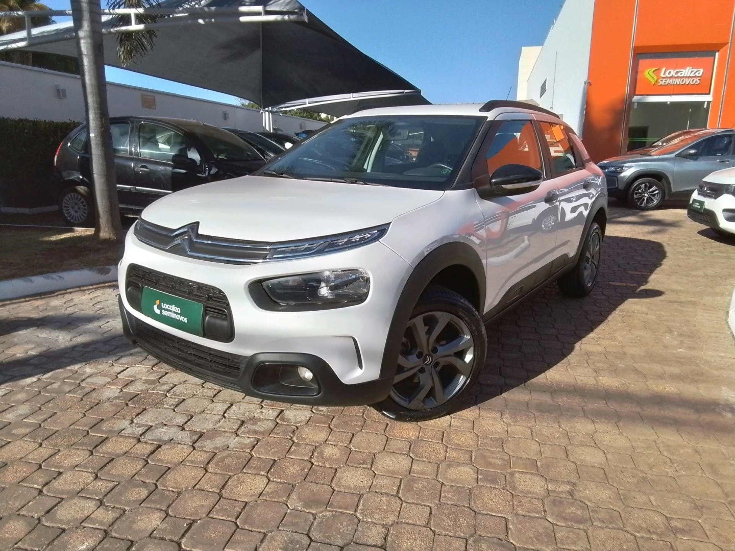 //www.autoline.com.br/carro/citroen/c4-cactus-16-feel-16v-flex-4p-automatico/2023/sao-paulo-sp/24628254