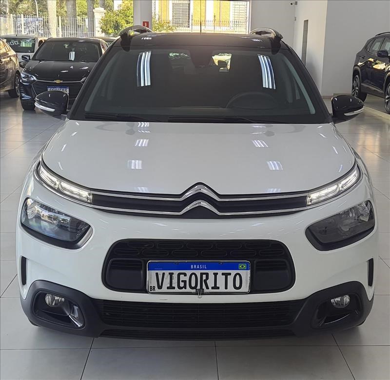 //www.autoline.com.br/carro/citroen/c4-cactus-16-feel-16v-flex-4p-automatico/2019/sao-paulo-sp/24914157