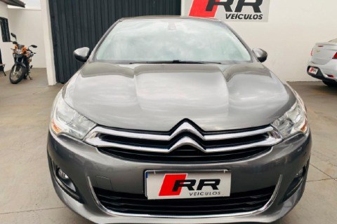 //www.autoline.com.br/carro/citroen/c4-lounge-20-tendance-nav-16v-flex-4p-automatico/2015/avare-sp/24012726