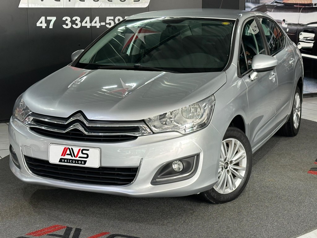 //www.autoline.com.br/carro/citroen/c4-lounge-16-origine-16v-flex-4p-turbo-automatico/2018/itajai-sc/24154242
