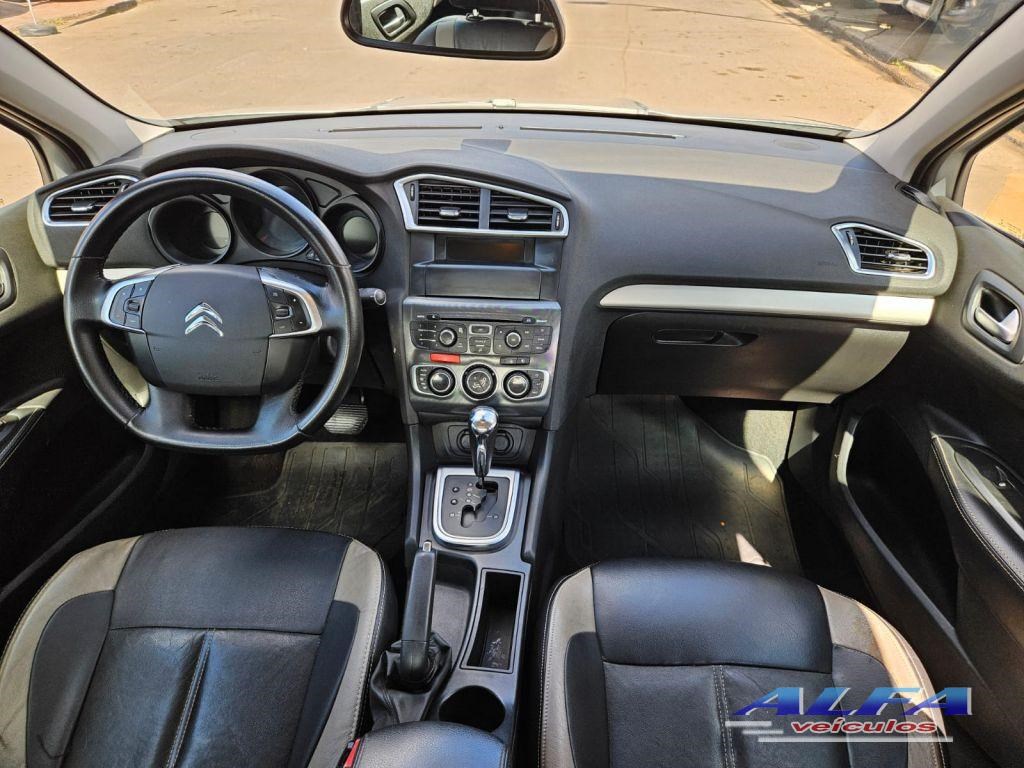 //www.autoline.com.br/carro/citroen/c4-lounge-20-tendance-16v-flex-4p-automatico/2014/brasilia-df/24154739
