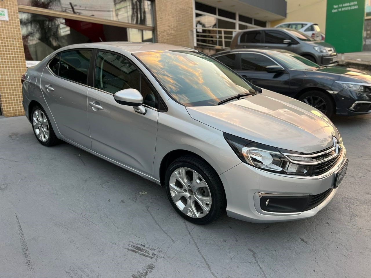 //www.autoline.com.br/carro/citroen/c4-lounge-16-feel-16v-flex-4p-turbo-automatico/2019/itatiba-sp/24163893