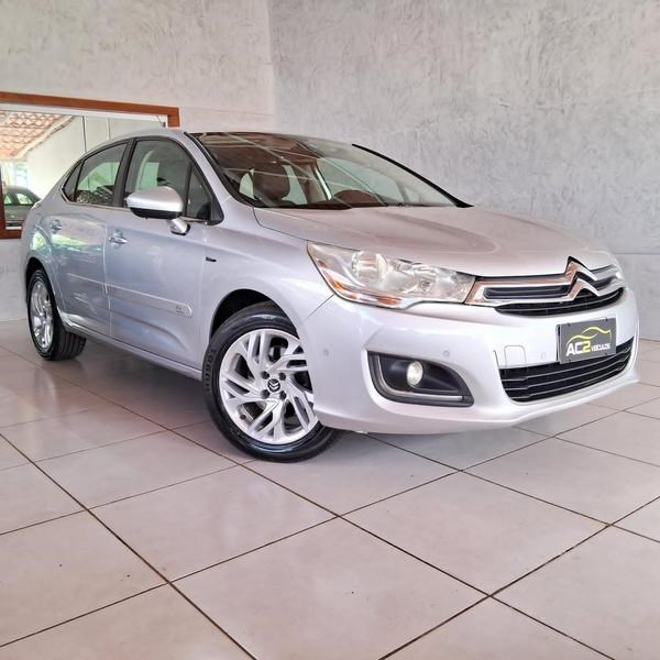 //www.autoline.com.br/carro/citroen/c4-lounge-16-exclusive-16v-gasolina-4p-turbo-automatico/2014/brasilia-df/24942090