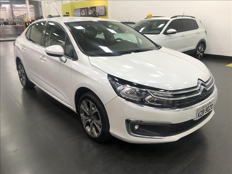 //www.autoline.com.br/carro/citroen/c4-lounge-16-shine-16v-flex-4p-turbo-automatico/2019/sao-paulo-sp/25016890