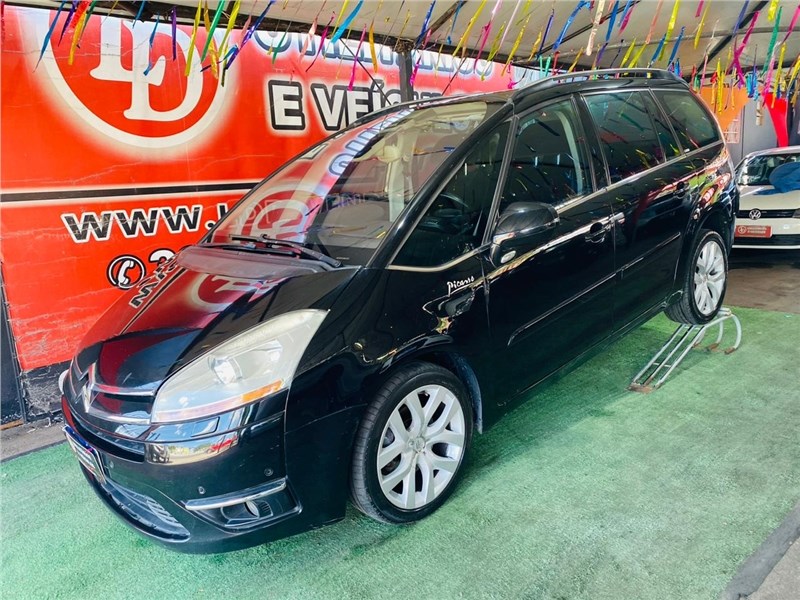 //www.autoline.com.br/carro/citroen/c4-picasso-20-exclusive-16v-gasolina-4p-automatico/2009/porto-alegre-rs/23644816