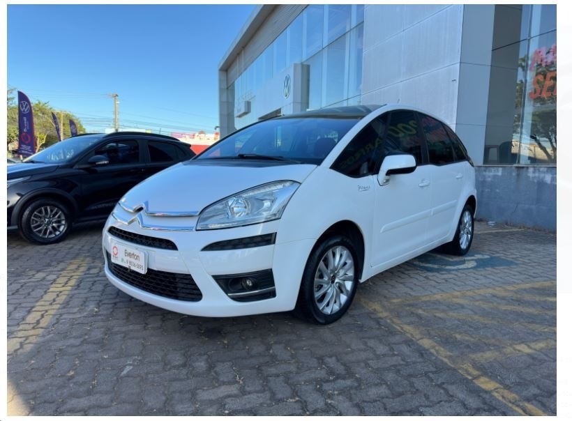 //www.autoline.com.br/carro/citroen/c4-picasso-20-16v-gasolina-4p-automatico/2014/brasilia-df/23839070
