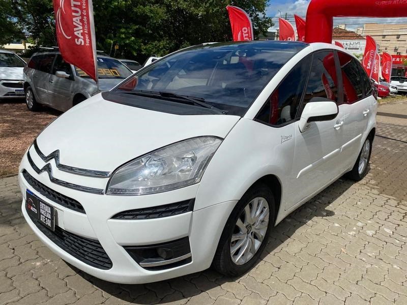 //www.autoline.com.br/carro/citroen/c4-picasso-20-la-luna-16v-gasolina-4p-automatico/2014/porto-alegre-rs/25016480