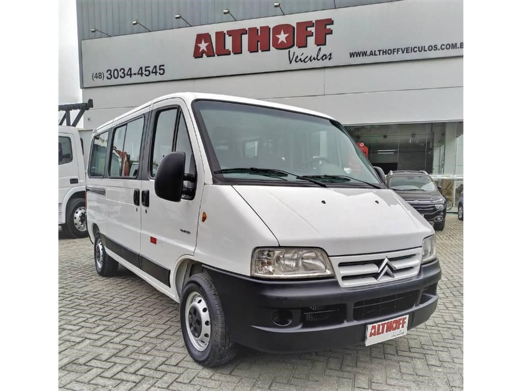 //www.autoline.com.br/carro/citroen/jumper-23-jtd-minibus-16v-diesel-4p-turbo-manual/2013/palhoca-sc/18178024