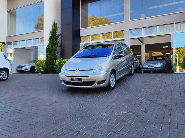 //www.autoline.com.br/carro/citroen/xsara-picasso-20-exclusive-16v-gasolina-4p-automatico/2008/medianeira-pr/21972793