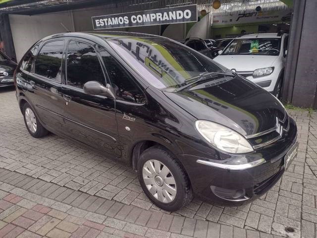 //www.autoline.com.br/carro/citroen/xsara-picasso-16-glx-16v-flex-4p-manual/2012/barueri-sp/22953284