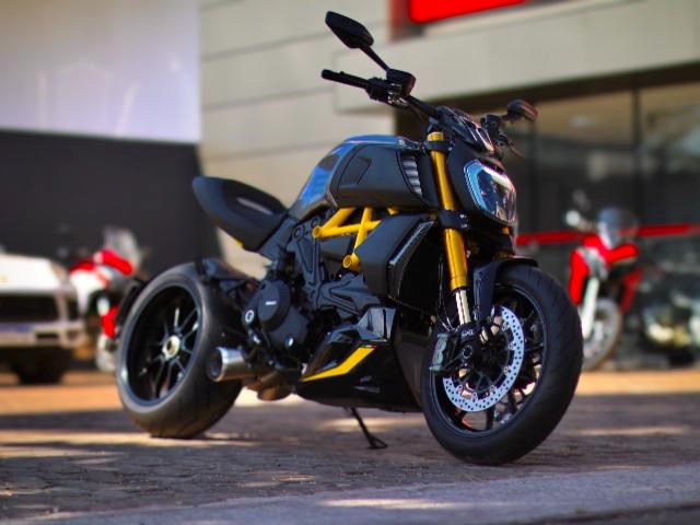 //www.autoline.com.br/moto/ducati/diavel-1260-s/2023/brasilia-df/24822735