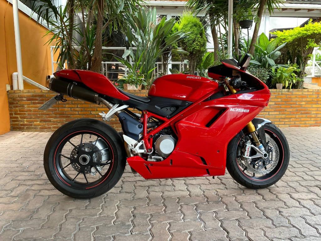 //www.autoline.com.br/moto/ducati/superbike-1098-s-gas-mec-basico/2008/belo-horizonte-mg/17063042