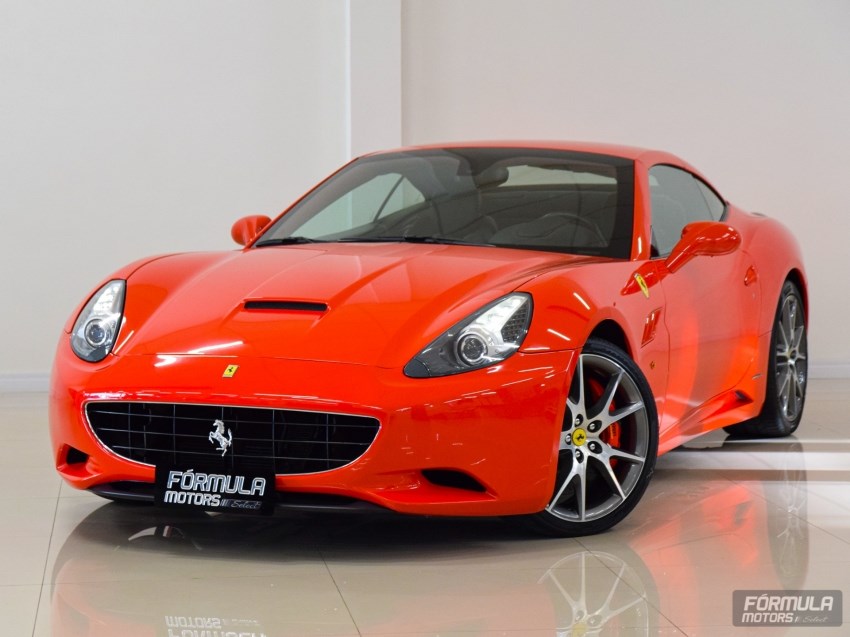 //www.autoline.com.br/carro/ferrari/california-43-32v-conversivel-gasolina-2p-automatizado/2009/porto-alegre-rs/24255455