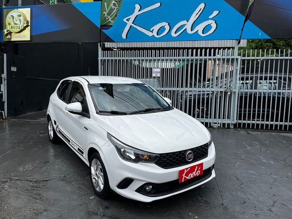 //www.autoline.com.br/carro/fiat/argo-13-drive-8v-flex-4p-automatizado/2018/manaus-am/23469071