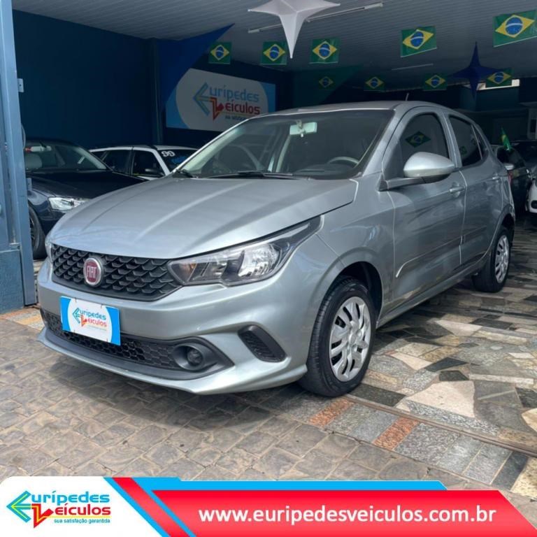 //www.autoline.com.br/carro/fiat/argo-10-drive-6v-flex-4p-manual/2018/uberlandia-mg/24304170