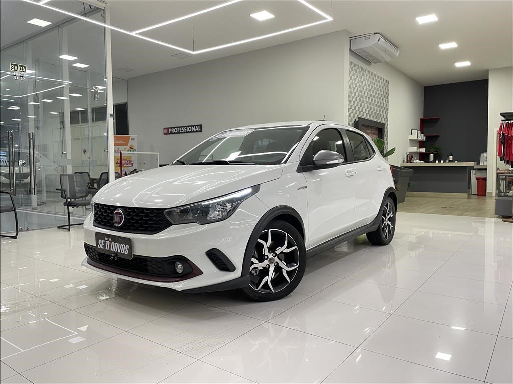 //www.autoline.com.br/carro/fiat/argo-18-hgt-16v-flex-4p-automatico/2018/guarapari-es/24932206
