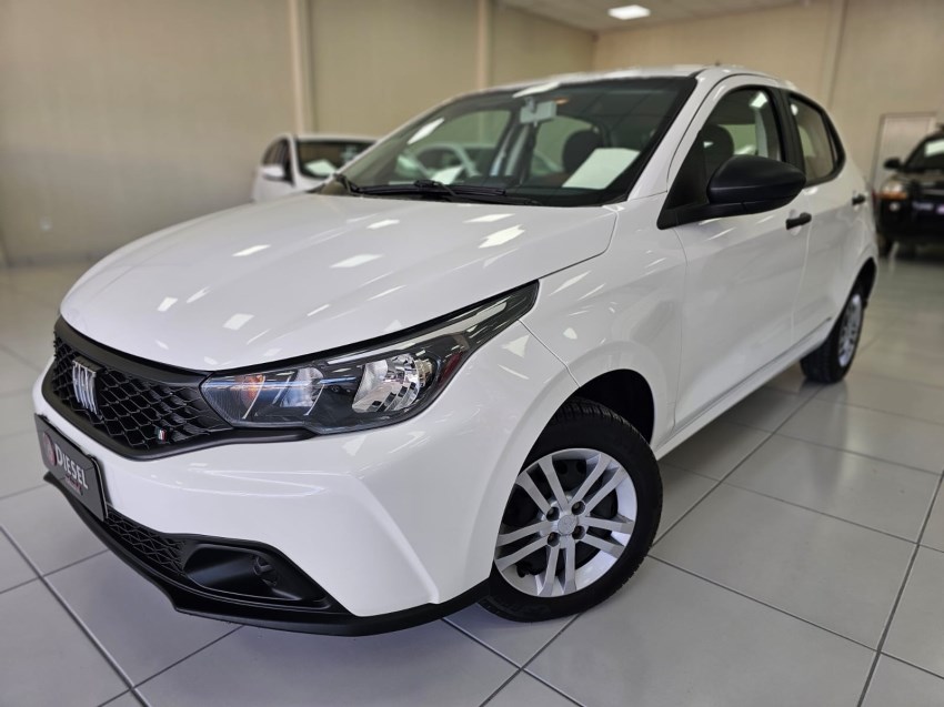 //www.autoline.com.br/carro/fiat/argo-10-drive-6v-flex-4p-manual/2023/canoas-rs/25013408