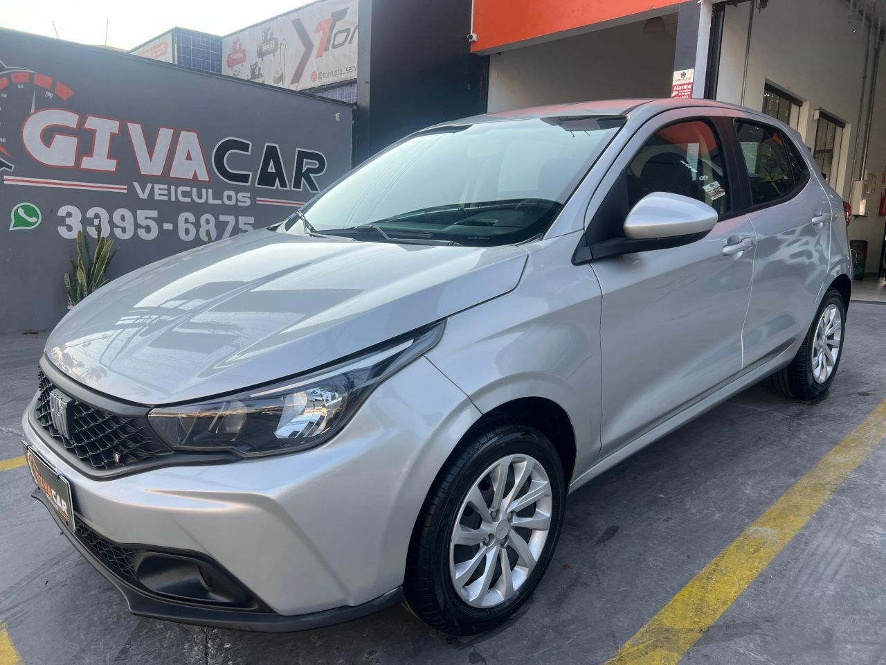 //www.autoline.com.br/carro/fiat/argo-10-drive-6v-flex-4p-manual/2023/campinas-sp/25029337
