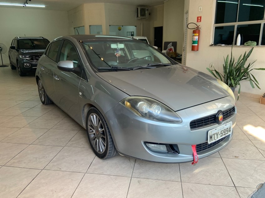 //www.autoline.com.br/carro/fiat/bravo-18-absolute-16v-flex-4p-dualogic/2011/colatina-es/24894982