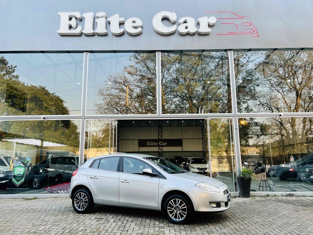 //www.autoline.com.br/carro/fiat/bravo-18-essence-16v-flex-4p-dualogic/2013/estancia-velha-rs/24928651