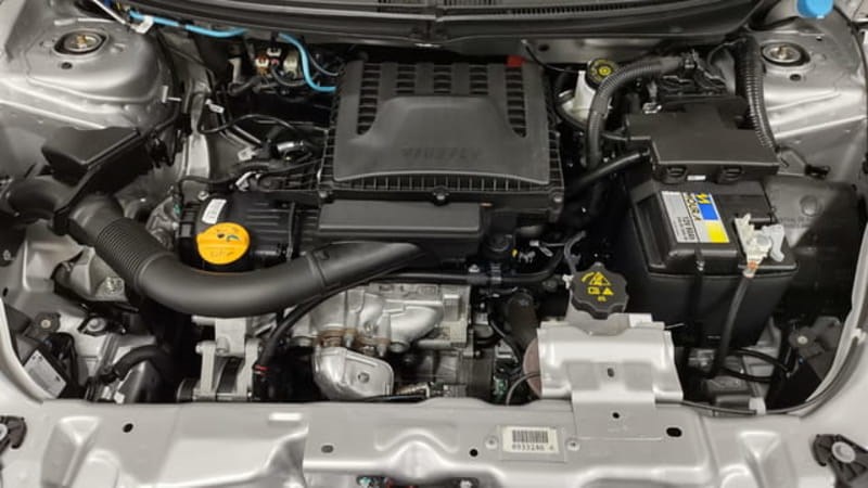 //www.autoline.com.br/carro/fiat/cronos-13-8v-flex-4p-manual/2022/maringa-pr/24763537