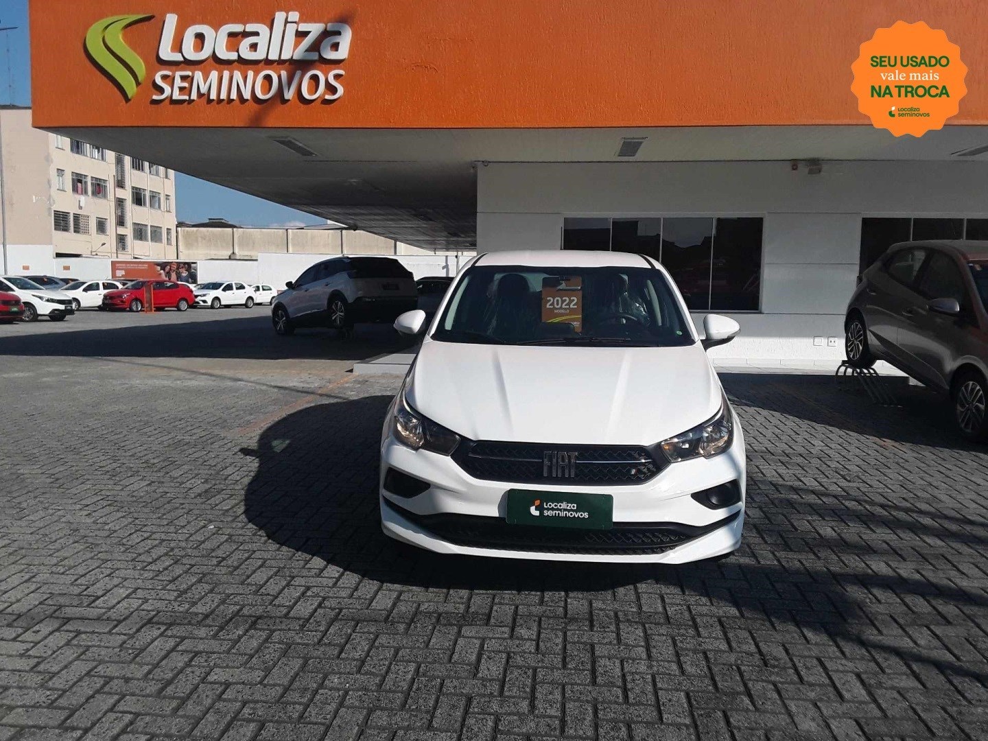 //www.autoline.com.br/carro/fiat/cronos-13-drive-8v-flex-4p-manual/2022/joinville-sc/24906902