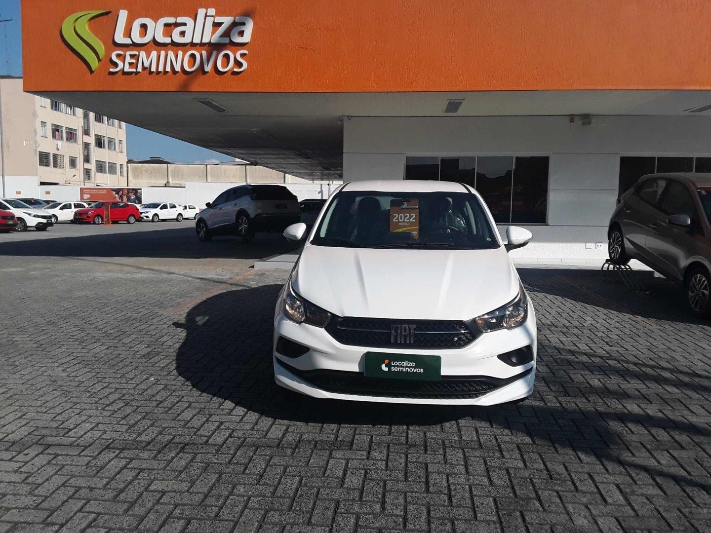 //www.autoline.com.br/carro/fiat/cronos-13-drive-8v-flex-4p-manual/2022/joinville-sc/24906903