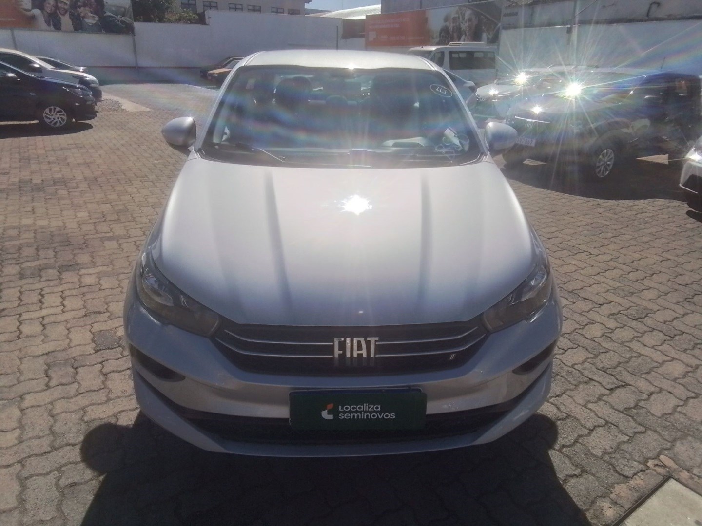 //www.autoline.com.br/carro/fiat/cronos-10-6v-flex-4p-manual/2023/goiania-go/24946448