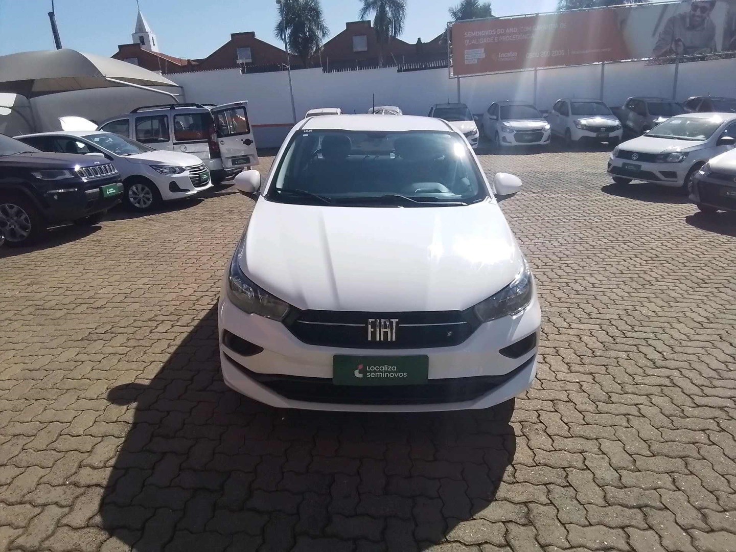 //www.autoline.com.br/carro/fiat/cronos-10-6v-flex-4p-manual/2023/marilia-sp/24978724