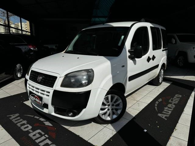 //www.autoline.com.br/carro/fiat/doblo-18-essence-7l-16v-flex-4p-manual/2021/sao-paulo-sp/24458648