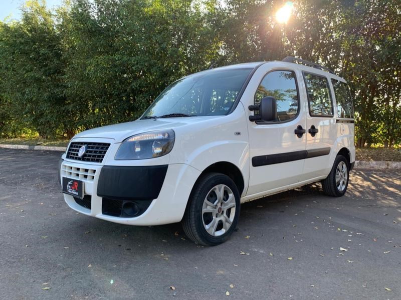 //www.autoline.com.br/carro/fiat/doblo-18-essence-7l-16v-flex-4p-manual/2019/brasilia-df/24897101