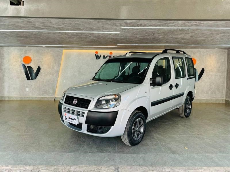 //www.autoline.com.br/carro/fiat/doblo-18-essence-7l-16v-flex-4p-manual/2019/brasilia-df/24922868