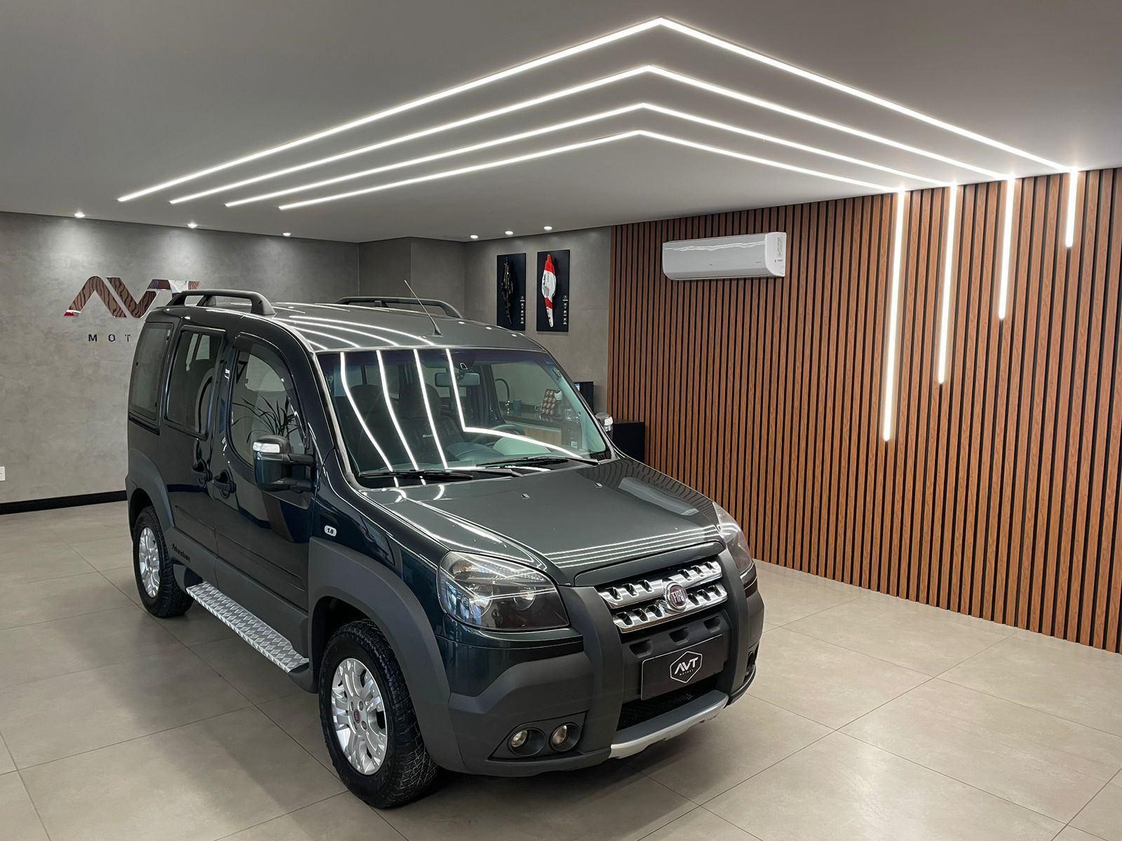 //www.autoline.com.br/carro/fiat/doblo-18-adventure-xingu-16v-flex-4p-manual/2013/joinville-sc/24991765