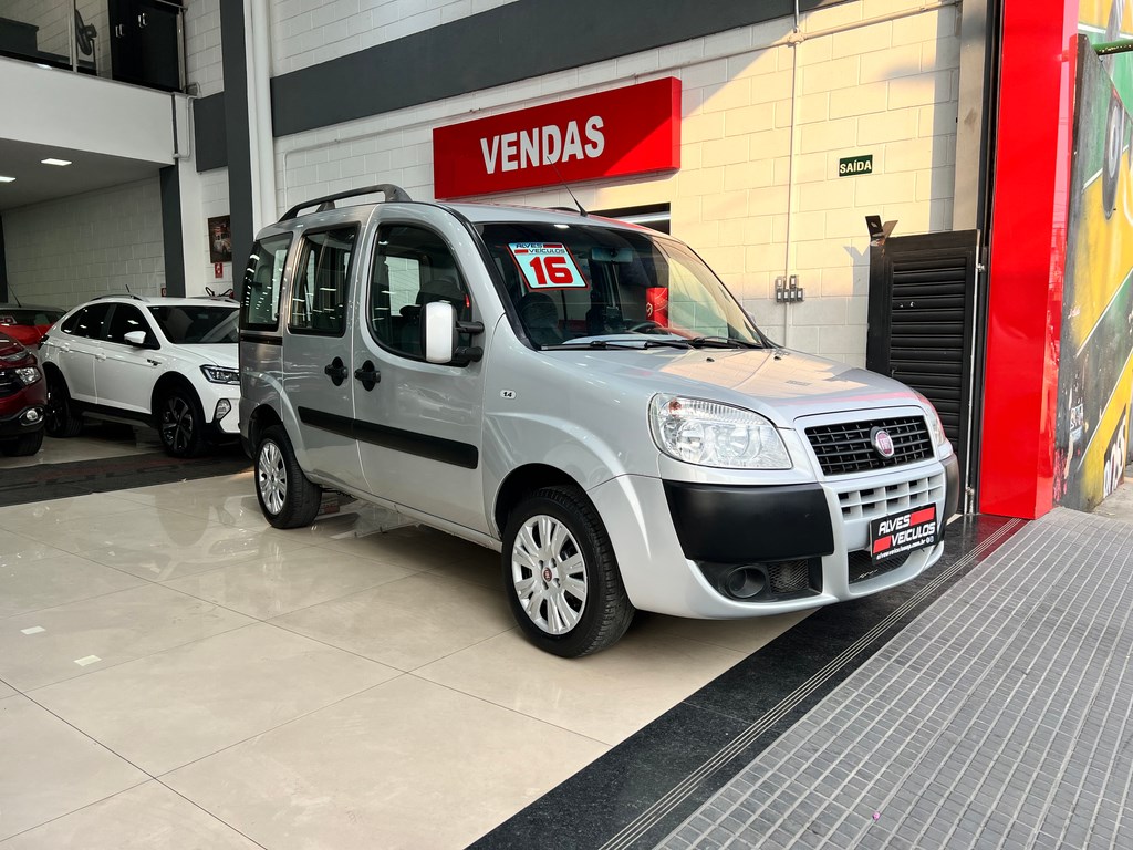 //www.autoline.com.br/carro/fiat/doblo-14-fire-attractive-8v-flex-4p-manual/2016/sao-paulo-sp/25031763