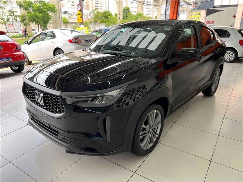 //www.autoline.com.br/carro/fiat/fastback-10-turbo-200-16v-flex-4p-automatico/2024/sao-paulo-sp/24041273