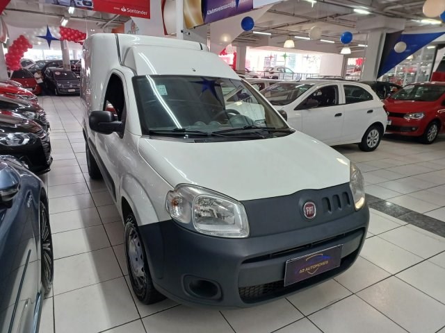 //www.autoline.com.br/carro/fiat/fiorino-14-hard-working-8v-flex-2p-manual/2019/osasco-sp/19826983