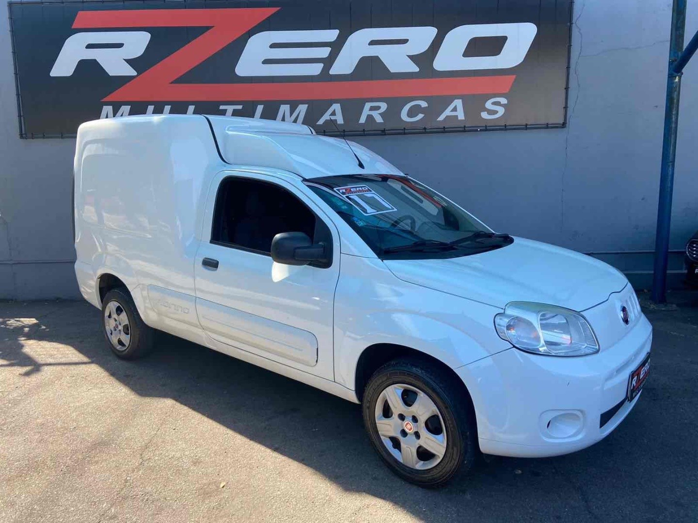 //www.autoline.com.br/carro/fiat/fiorino-14-evo-hard-working-8v-flex-2p-manual/2017/sao-paulo-sp/24326267