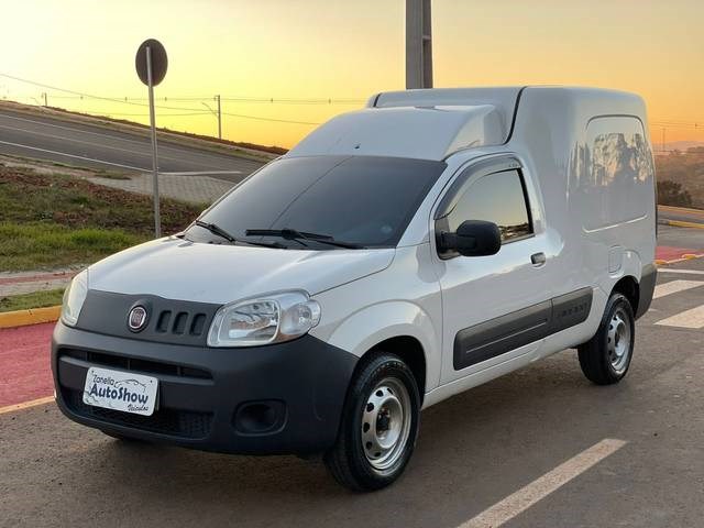 //www.autoline.com.br/carro/fiat/fiorino-14-8v-flex-2p-manual/2016/chapeco-sc/24514345