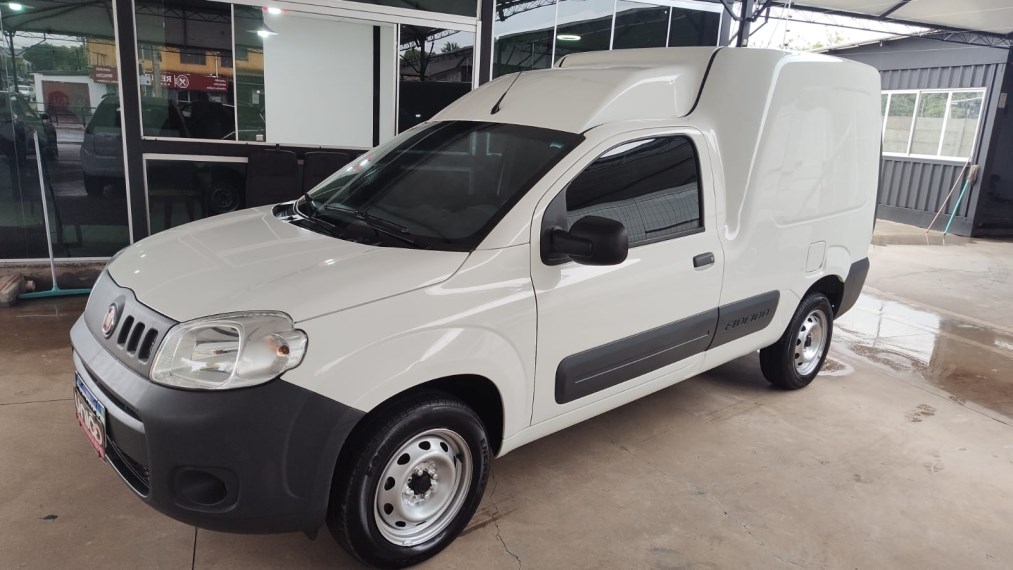 //www.autoline.com.br/carro/fiat/fiorino-14-hard-working-8v-flex-2p-manual/2019/porto-alegre-rs/24587447