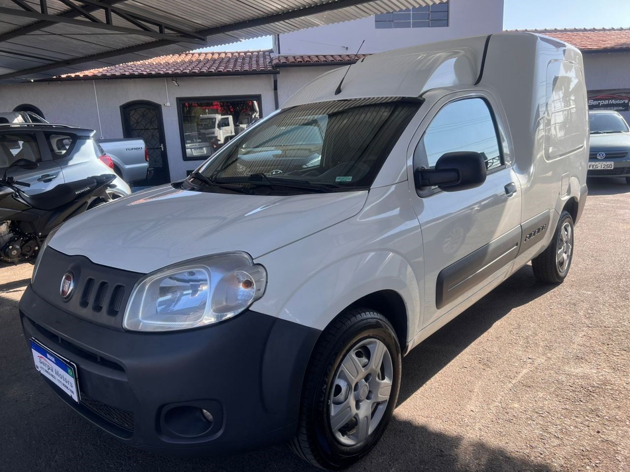 //www.autoline.com.br/carro/fiat/fiorino-14-hard-working-8v-flex-2p-manual/2018/itu-sp/24747161