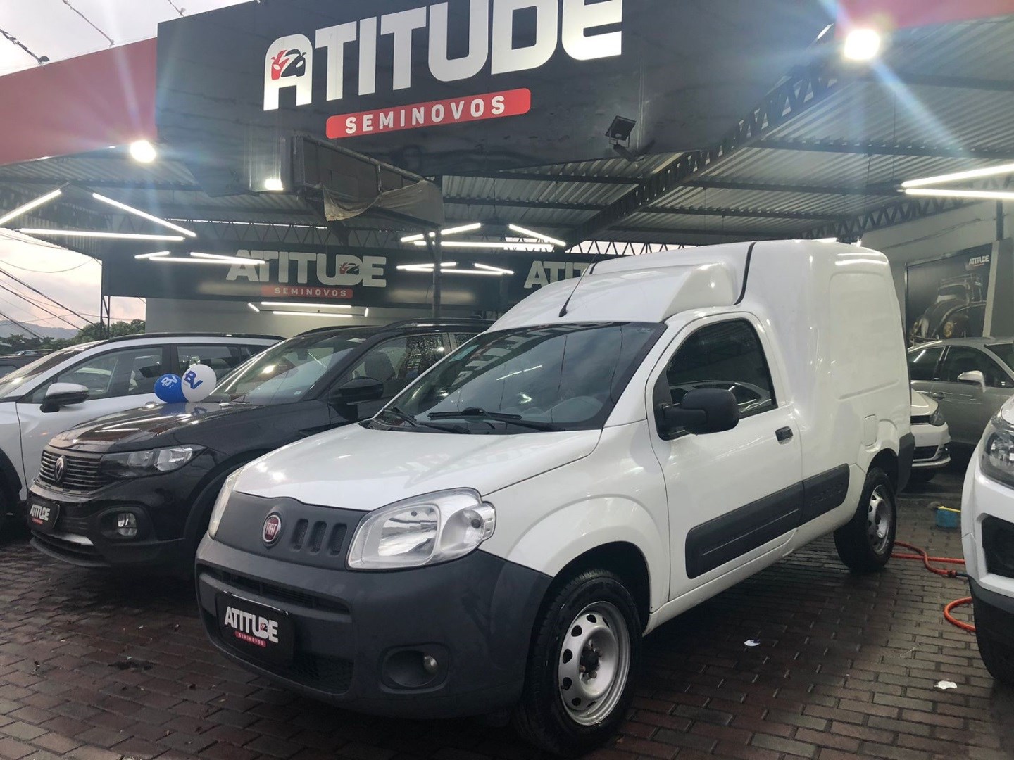 //www.autoline.com.br/carro/fiat/fiorino-14-hard-working-8v-flex-2p-manual/2019/rio-de-janeiro-rj/24885788