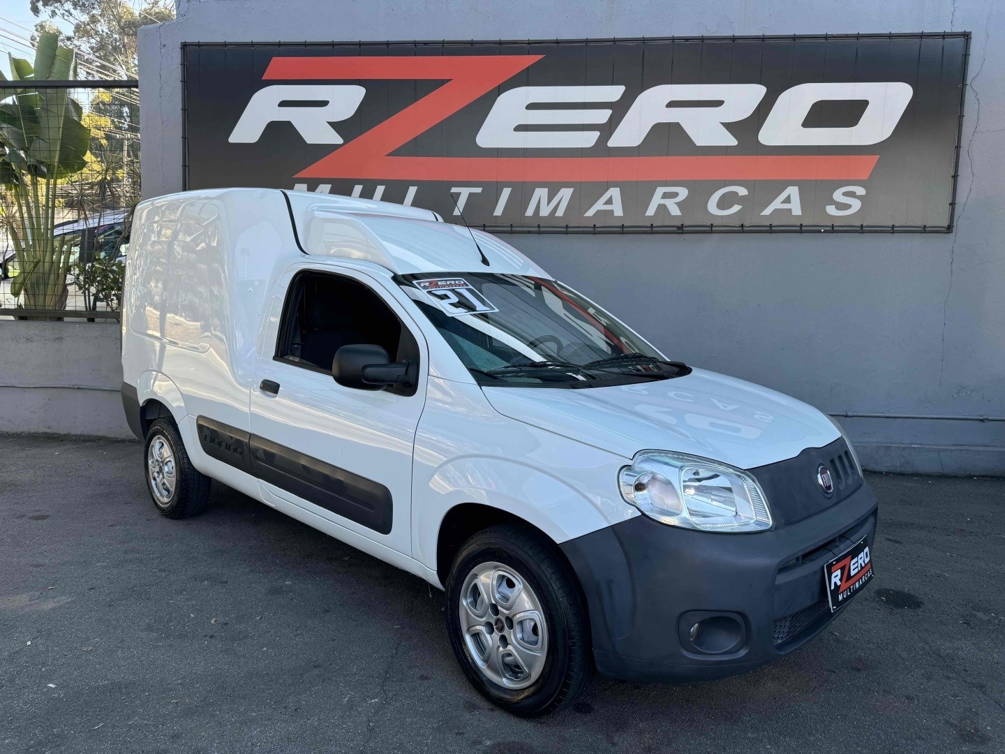 //www.autoline.com.br/carro/fiat/fiorino-14-hard-working-8v-flex-2p-manual/2021/sao-paulo-sp/24983145