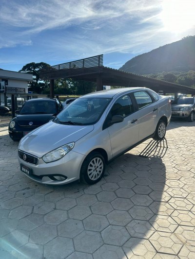 //www.autoline.com.br/carro/fiat/grand-siena-10-attractive-8v-flex-4p-manual/2019/osorio-rs/23593094