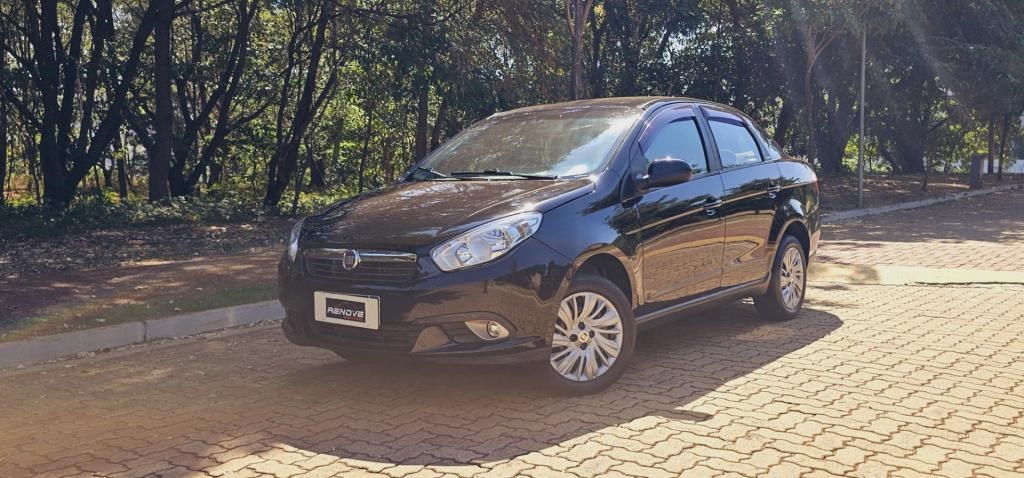 //www.autoline.com.br/carro/fiat/grand-siena-14-evo-attractive-8v-flex-4p-manual/2015/ribeirao-preto-sp/23929651