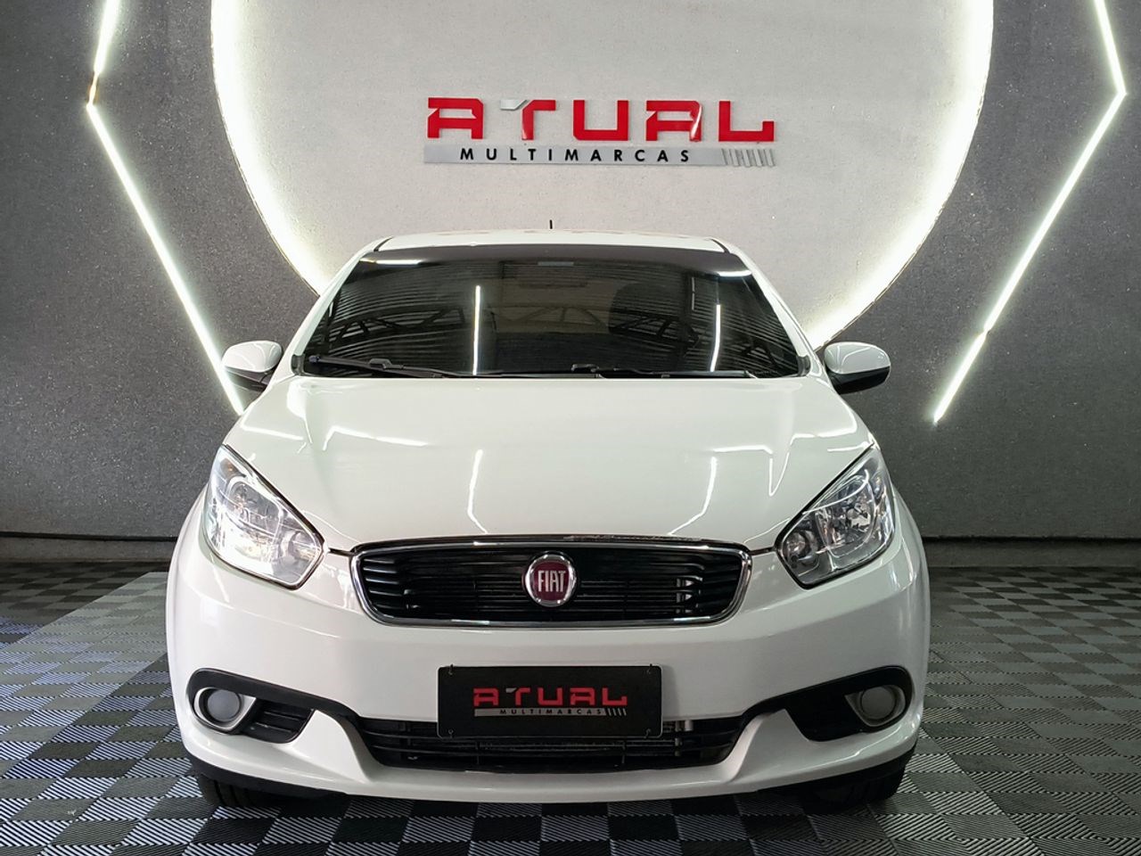 //www.autoline.com.br/carro/fiat/grand-siena-10-attractive-8v-flex-4p-manual/2019/sao-jose-do-rio-preto-sp/24371557