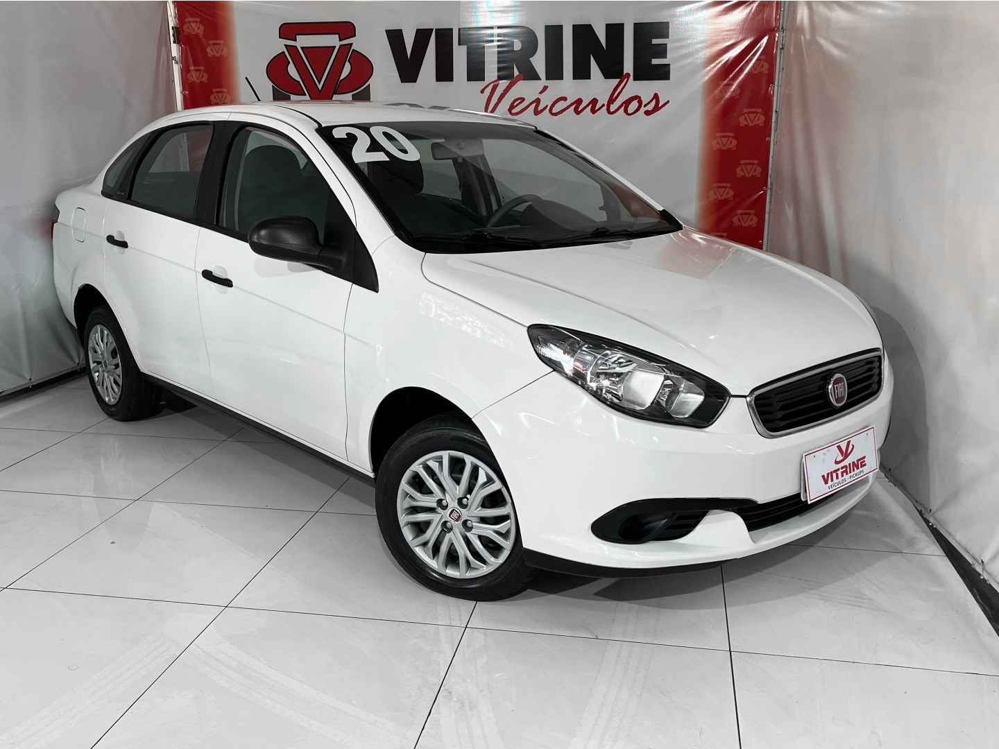 //www.autoline.com.br/carro/fiat/grand-siena-10-attractive-8v-flex-4p-manual/2020/belo-horizonte-mg/24674857