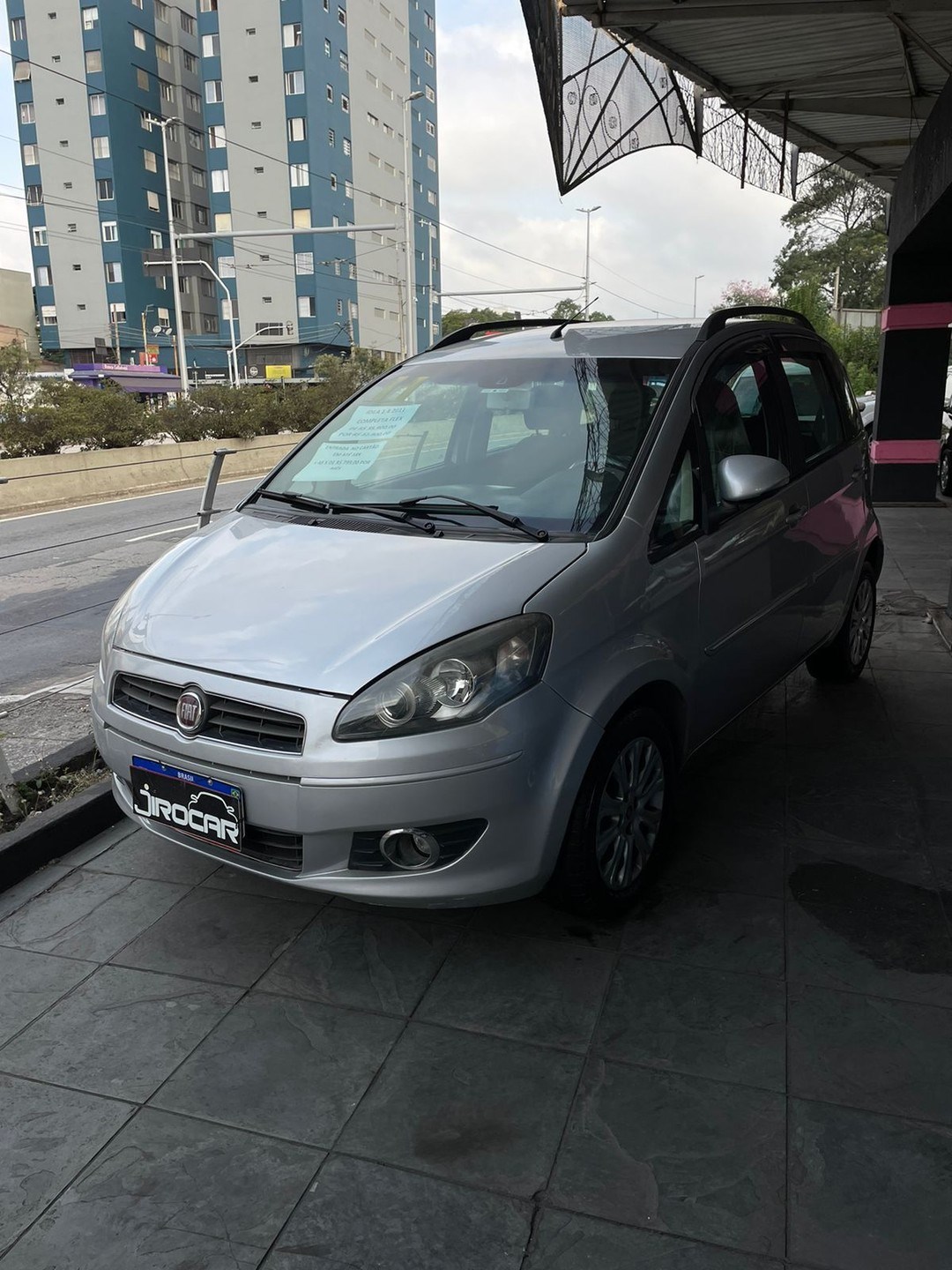 //www.autoline.com.br/carro/fiat/idea-14-attractive-8v-flex-4p-manual/2011/sao-bernardo-do-campo-sp/23293517